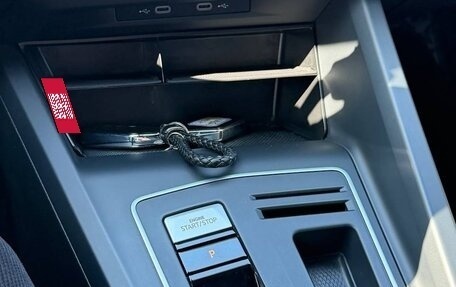 Volkswagen Golf VIII, 2022 год, 1 920 000 рублей, 35 фотография