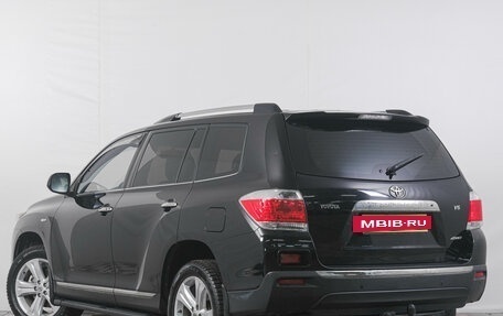 Toyota Highlander III, 2013 год, 2 399 000 рублей, 5 фотография