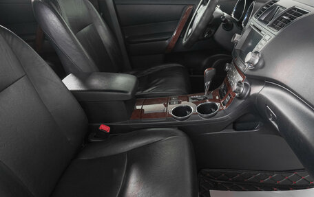 Toyota Highlander III, 2013 год, 2 399 000 рублей, 11 фотография