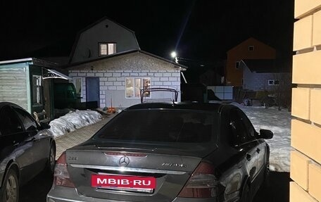 Mercedes-Benz E-Класс, 2006 год, 950 000 рублей, 3 фотография