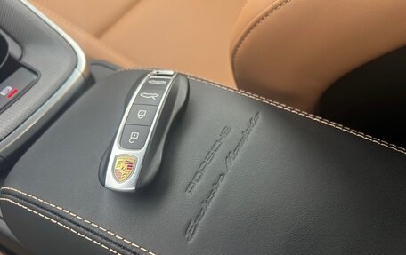 Porsche 911, 2023 год, 29 500 000 рублей, 23 фотография