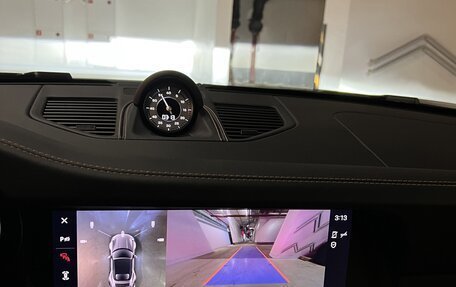 Porsche 911, 2023 год, 29 500 000 рублей, 33 фотография