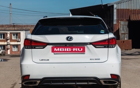 Lexus RX IV рестайлинг, 2019 год, 5 750 000 рублей, 13 фотография