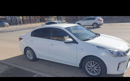 KIA Rio IV, 2018 год, 1 170 000 рублей, 2 фотография