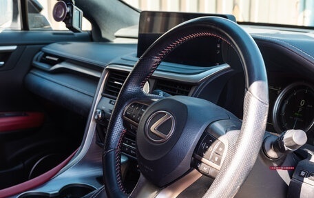 Lexus RX IV рестайлинг, 2019 год, 5 750 000 рублей, 16 фотография