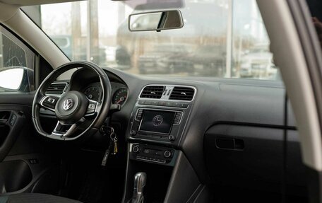 Volkswagen Polo VI (EU Market), 2019 год, 1 300 000 рублей, 10 фотография