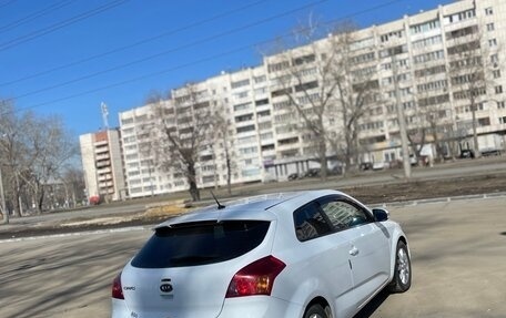 KIA cee'd I рестайлинг, 2011 год, 800 000 рублей, 5 фотография