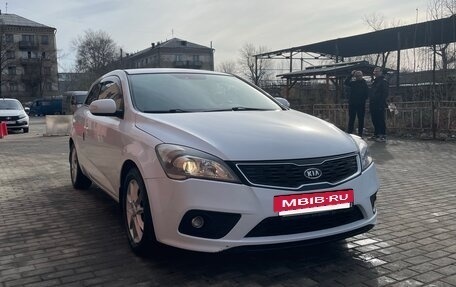 KIA cee'd I рестайлинг, 2011 год, 800 000 рублей, 13 фотография