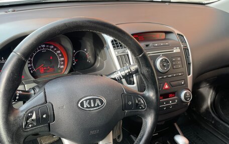 KIA cee'd I рестайлинг, 2011 год, 800 000 рублей, 23 фотография