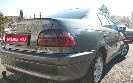 Toyota Avensis III рестайлинг, 2001 год, 437 000 рублей, 3 фотография