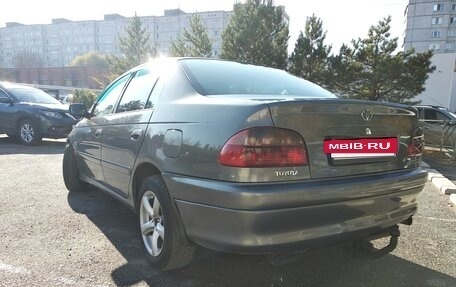 Toyota Avensis III рестайлинг, 2001 год, 437 000 рублей, 4 фотография