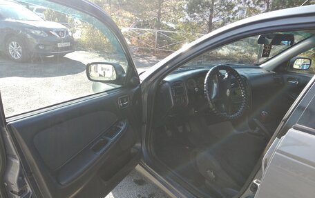 Toyota Avensis III рестайлинг, 2001 год, 437 000 рублей, 5 фотография