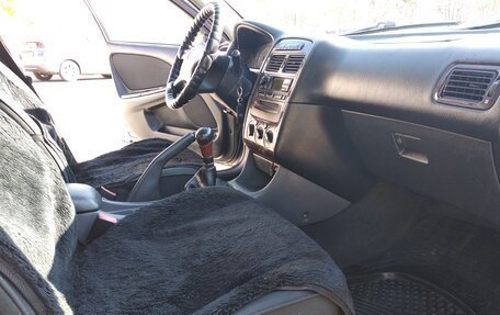 Toyota Avensis III рестайлинг, 2001 год, 437 000 рублей, 8 фотография