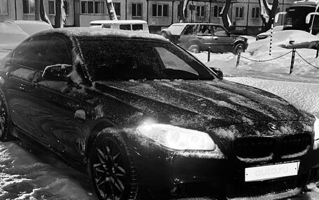 BMW 5 серия, 2012 год, 1 470 000 рублей, 3 фотография