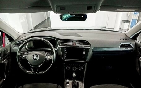 Volkswagen Tiguan II, 2017 год, 2 299 000 рублей, 3 фотография