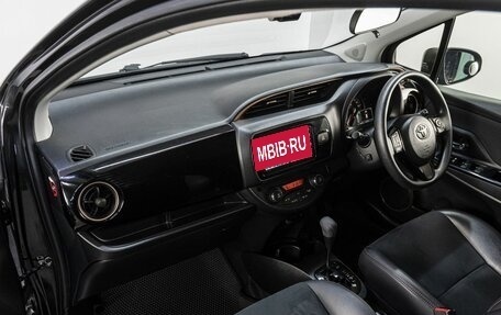 Toyota Vitz, 2019 год, 1 400 000 рублей, 15 фотография