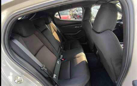 Mazda 3, 2023 год, 1 270 000 рублей, 17 фотография