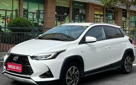 Toyota Yaris XP150 рестайлинг, 2022 год, 1 340 000 рублей, 1 фотография