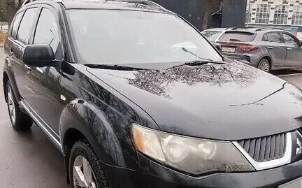 Mitsubishi Outlander III рестайлинг 3, 2008 год, 930 000 рублей, 3 фотография