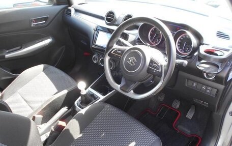 Suzuki Swift V, 2021 год, 970 000 рублей, 9 фотография