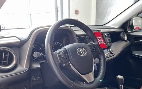 Toyota RAV4, 2017 год, 2 790 000 рублей, 7 фотография