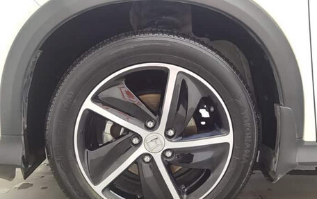 Honda Vezel, 2021 год, 1 351 900 рублей, 7 фотография