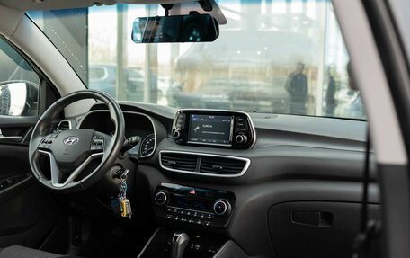 Hyundai Tucson III, 2019 год, 2 300 000 рублей, 10 фотография