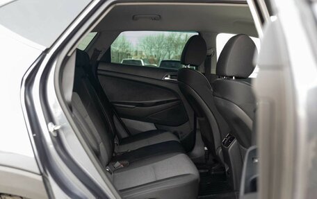 Hyundai Tucson III, 2019 год, 2 300 000 рублей, 18 фотография