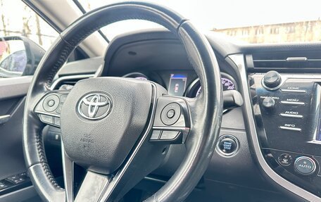 Toyota Camry, 2018 год, 2 495 000 рублей, 10 фотография