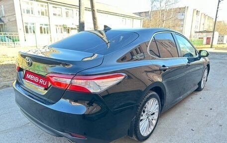 Toyota Camry, 2018 год, 2 495 000 рублей, 5 фотография