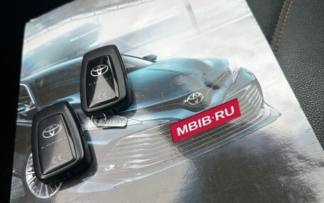 Toyota Camry, 2018 год, 2 495 000 рублей, 12 фотография