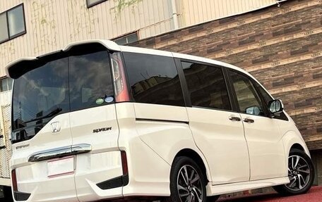 Honda Stepwgn IV, 2016 год, 1 490 000 рублей, 3 фотография