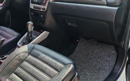 Suzuki Escudo IV, 2017 год, 1 480 000 рублей, 7 фотография