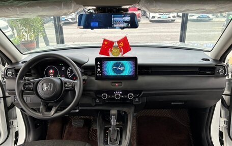 Honda Vezel, 2023 год, 1 690 000 рублей, 11 фотография