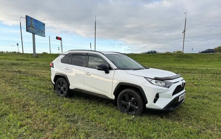 Toyota RAV4, 2021 год, 3 480 000 рублей, 3 фотография