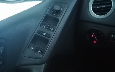 Volkswagen Tiguan I, 2009 год, 900 000 рублей, 1 фотография