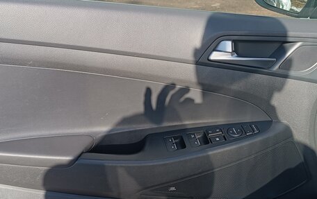 Hyundai Tucson III, 2019 год, 2 800 000 рублей, 9 фотография