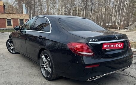 Mercedes-Benz E-Класс, 2018 год, 4 350 000 рублей, 4 фотография