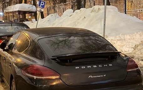 Porsche Panamera II рестайлинг, 2015 год, 2 790 000 рублей, 9 фотография