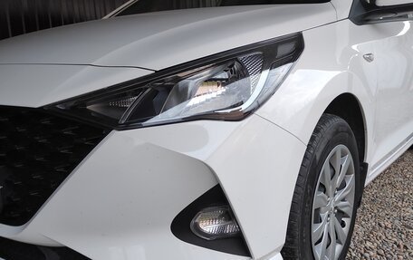 Hyundai Solaris II рестайлинг, 2021 год, 1 830 000 рублей, 11 фотография