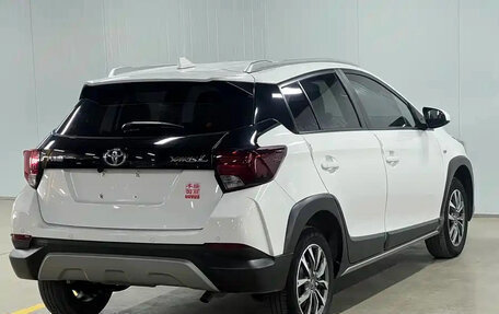 Toyota Yaris XP150 рестайлинг, 2022 год, 1 027 000 рублей, 6 фотография