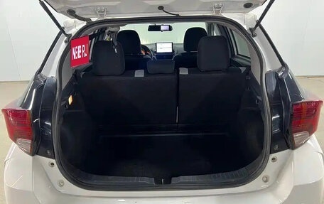 Toyota Yaris XP150 рестайлинг, 2022 год, 1 027 000 рублей, 14 фотография