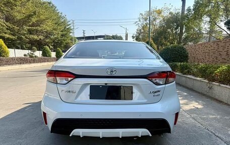 Toyota Corolla, 2022 год, 1 410 000 рублей, 5 фотография