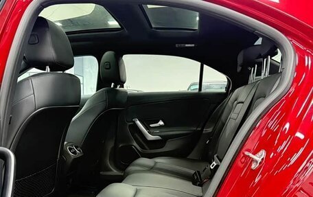 Mercedes-Benz A-Класс, 2021 год, 1 780 000 рублей, 9 фотография