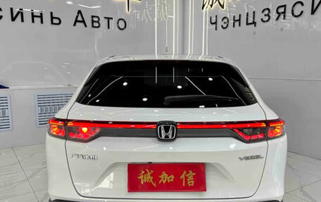 Honda Vezel, 2023 год, 1 745 000 рублей, 5 фотография