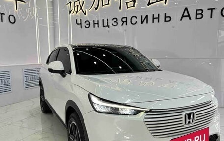 Honda Vezel, 2023 год, 1 745 000 рублей, 3 фотография