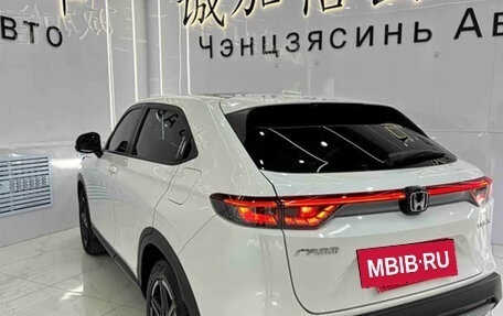 Honda Vezel, 2023 год, 1 745 000 рублей, 6 фотография