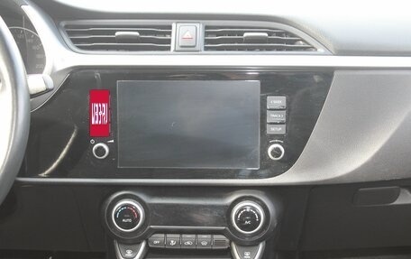 KIA Rio IV, 2021 год, 1 795 000 рублей, 10 фотография