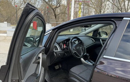 Opel Astra J, 2013 год, 950 000 рублей, 7 фотография