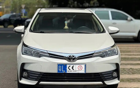 Toyota Corolla, 2017 год, 1 180 000 рублей, 2 фотография